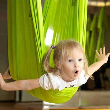 Magneto Fitness Марьино - Новое коммерческое направление для детей:  Fly yoga ($)